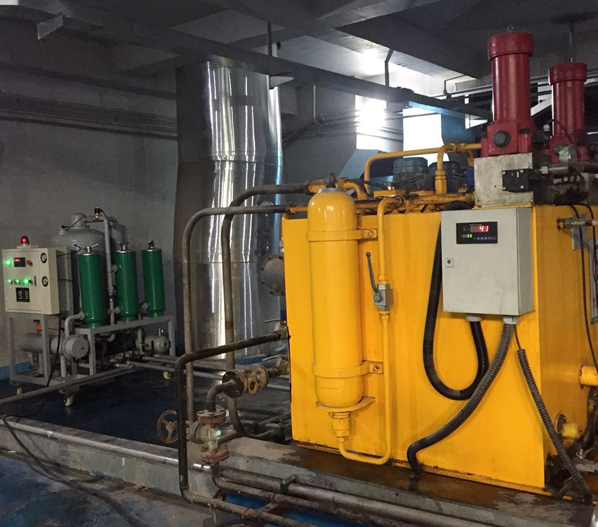 瀘州垃圾發(fā)電廠(chǎng)濾油機(jī)現(xiàn)場(chǎng)